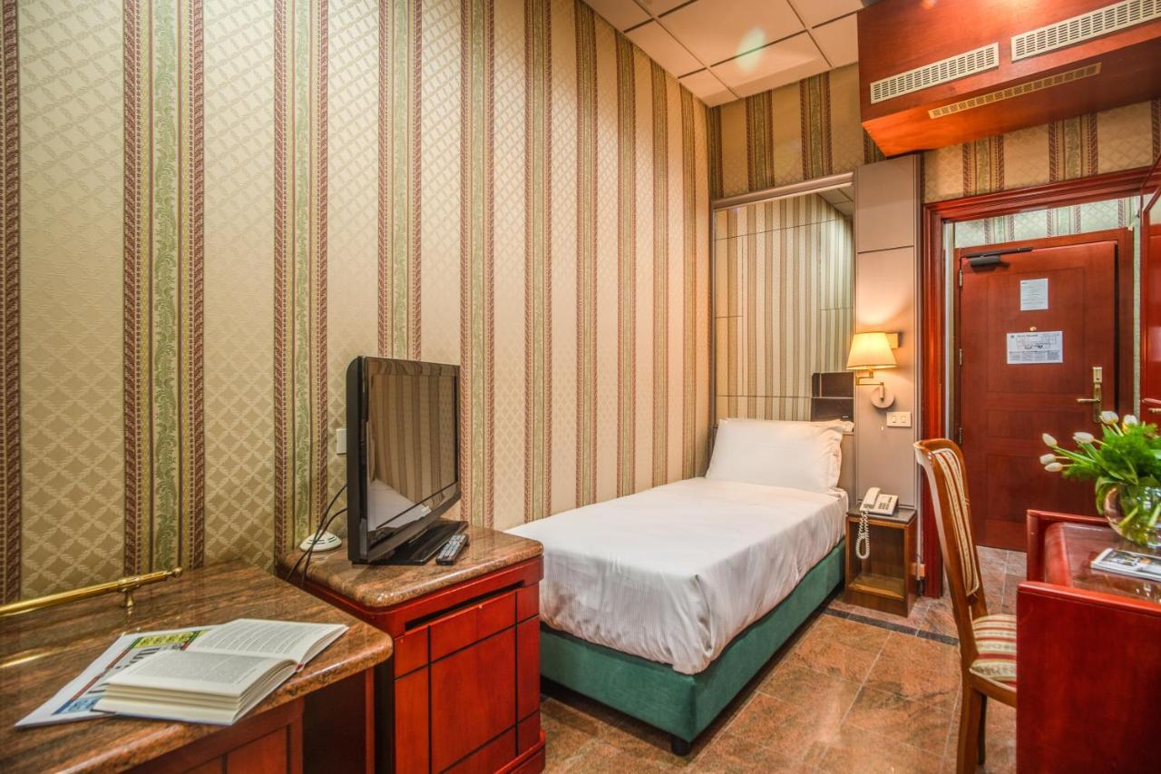 Castro Pretorio Easy Rooms Rom Eksteriør billede